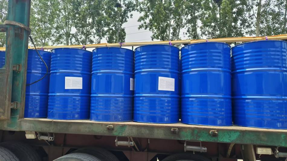 金牌食品級(jí)甘油出貨現(xiàn)場(chǎng).jpg 金牌食品級(jí)甘油出貨現(xiàn)場(chǎng).jpg