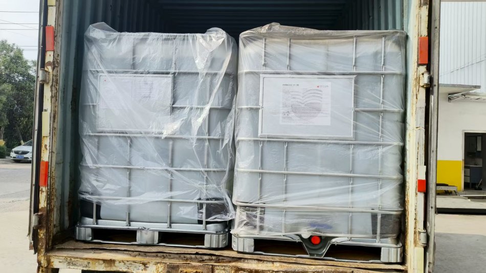 瑞振7號白油出貨實拍.jpg 瑞振7號白油出貨實拍.jpg