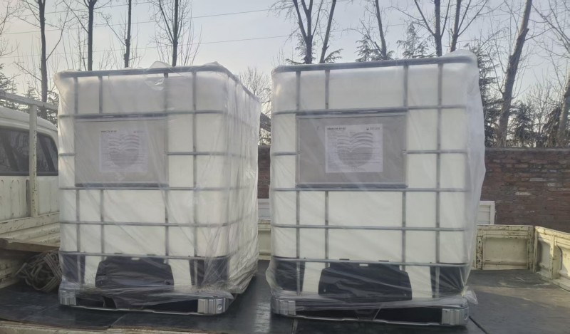 瑞振動物疫苗注射用白油出貨.jpg